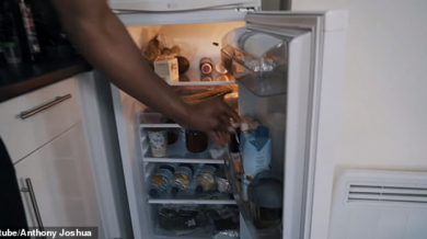 Какво има в хладилника на Антъни Джошуа? (ВИДЕО) 
