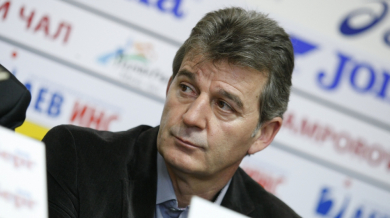 Костадинов: Десподов е играл 2-3 мача за националния, така че няма да е такава загубата