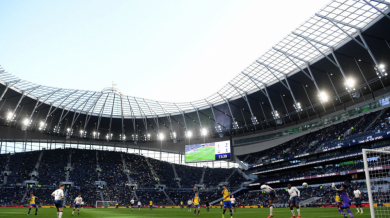 Английски гранд откри новия си стадион (СНИМКИ)