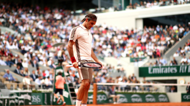 Без проблеми за Федерер срещу "щастлив губещ" 