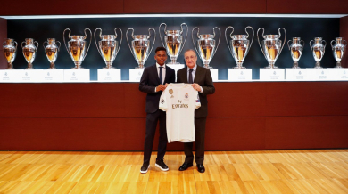 Реал представи нов халф за 45 млн. евро (СНИМКИ и ВИДЕО)