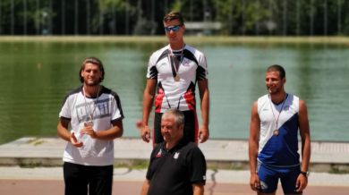 Спортен талант на "Еврофутбол" с три медала от Държавното по гребане 