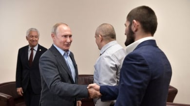Путин се срещна с Хабиб, похвали го за титлата ВИДЕО