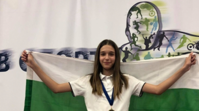 Спортният талант на "Еврофутбол" Александра Георгиева балканска шампионка 