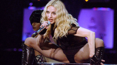 Мадона предложила 20 милиона на известен спортист, поиска бебе ВИДЕО