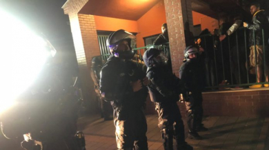 Военно положение в Пловдив! Полиция брани Ботев от гнева на феновете
