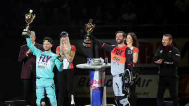 Красен Кралев аплодира шампионите от “Night of the jumps”