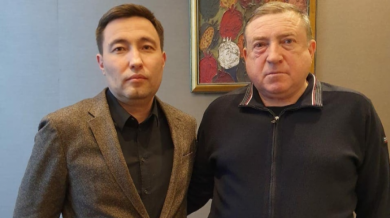 Позабравен бивш треньор на Левски се настани в стола на българин