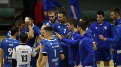 Волейболният Левски: Доиграваме сезона с юноши