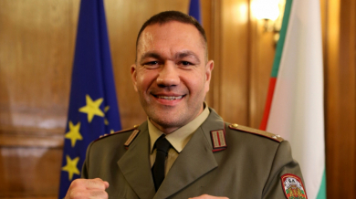 Лейтенант Пулев: Да живее Българската армия! 
