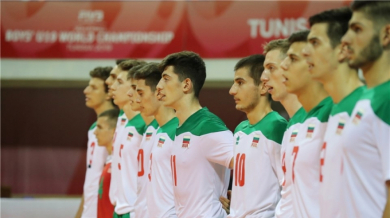 Селекционерът на България повика 16 играчи