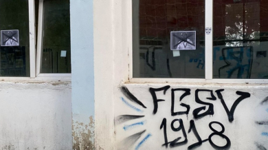 Войната на феновете във Варна продължава СНИМКИ