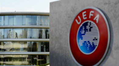 УЕФА взе мерки заради пандемията, засегна България