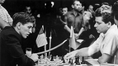 Боби Фишер става световен шампион по шахмат