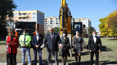 Кралев  даде старт на строителството на физкултурен салон в Пазарджик