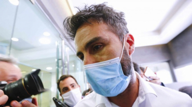 Марадона се бунтува в болницата, упояват го