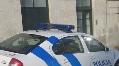 Полиция щурмува офисите на футболен гранд, босът замесен във финансови измами