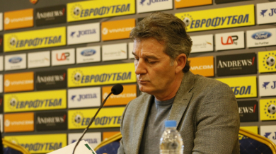 Емил Костадинов обяви проблема на националния отбор и каза за новия селекционер