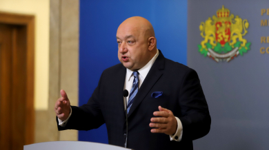 Министър Кралев с много остри критики към Георги Дерменджиев