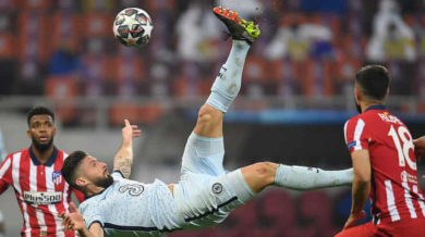 Челси удари Атлетико в Румъния с фамозен гол ВИДЕО