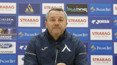 Треньорът на Левски разкри за проблеми в отбора