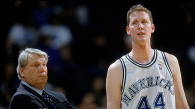 Един от най-високите в историята на НБА с жестока травма след катастрофа