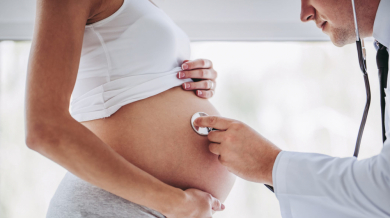 Бременна в осмия месец възмути хиляди майки с това ВИДЕО 