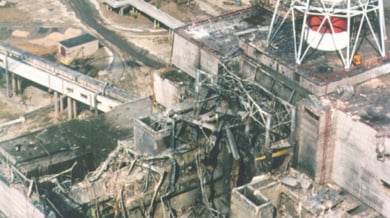 82 000 души се събират близо до Чернобил ден след адската авария