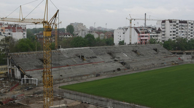Гореща новина за Ботев (Пд), новият стадион няма да има…