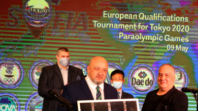 Министър Кралев даде старт на олимпийската квалификация по таекуондо 