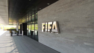 Скандал между ФИФА и Уругвай заради две звезди