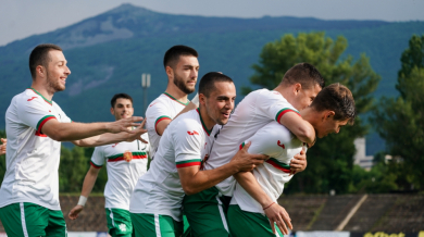 Футболисти на Хетафе, Фиорентина и Вердер повеждат България към европейското