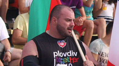Най-силният мъж на България направи нещо впечатляващо ВИДЕО