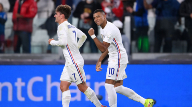 Франция на финал срещу Испания след зрелищен обрат ВИДЕО