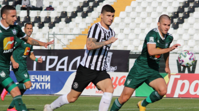 Локо (Пловдив) се завърна в Топ 6, две дузпи за четири минути в мача с Пирин
