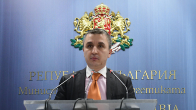 Министър с важен коментар за кризата в Берое