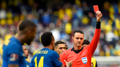 Еквадор и Бразилия превърнаха началото на мача в касапница ВИДЕО