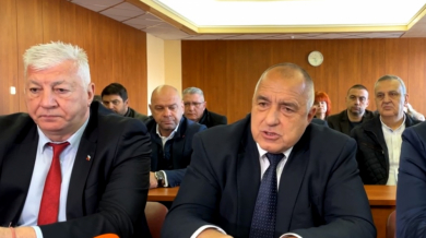 Борисов и кметът на Пловдив: Oсигурихме още милиони за двата стадиона ВИДЕО