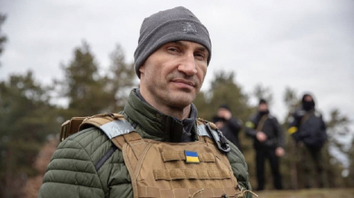 Кличко дезертира от фронта, избяга от Украйна