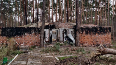 Руснаците разрушиха едно от бижутата на Украйна СНИМКИ