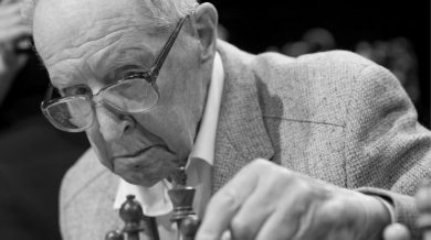 Легендарна фигура в спорта почина на 100-годишна възраст