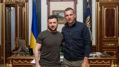 Шевченко се прибра в Украйна, видя се със Зеленски