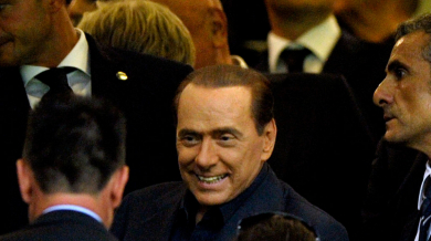 Берлускони прави суперотбор от Вальо Антов и компания