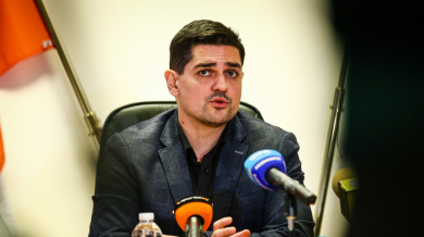 Радостин Василев: Започвам граждански арести, УЕФА разследва мач у нас ВИДЕО