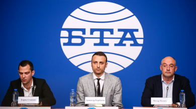 Бербатов изпълни закана си, зове ФИФА и УЕФА