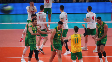България изпусна два мачбола, Австралия ликува в "Арена Армеец"