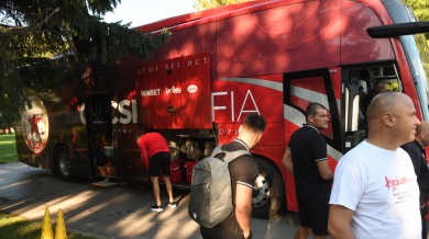 ЦСКА тръгна с автобус за Скопие с лоши и добри новини
