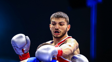 Трима българи се боксират за злато 