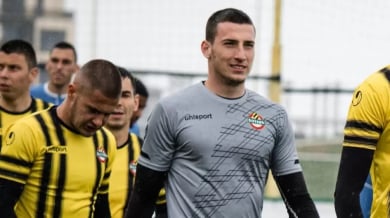 Ботев (Пловдив) прати вратар във Втора лига