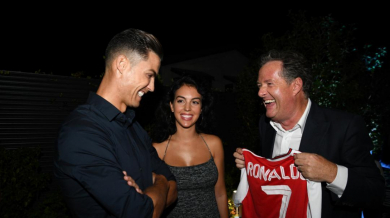 Приятел на Роналдо жегна Тен Хаг след срама на "Анфийлд"